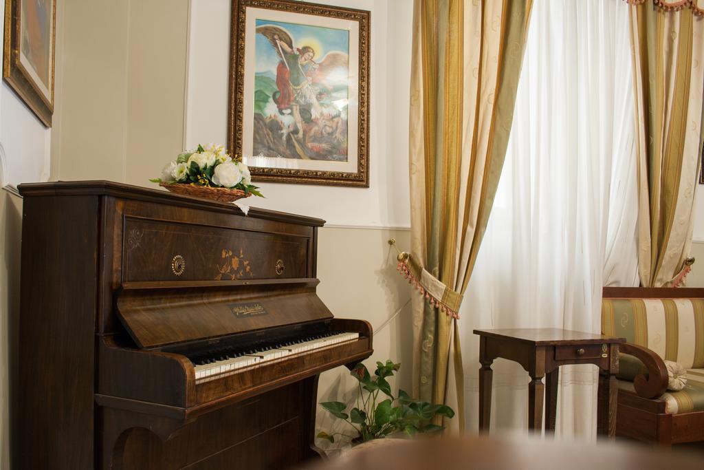 Hotel San Nilo Россано Экстерьер фото
